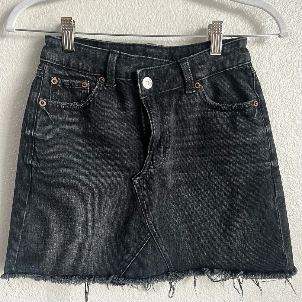 American Eagle Women’s Denim Skirt Mini Black Wash Size 0 Crossover Button